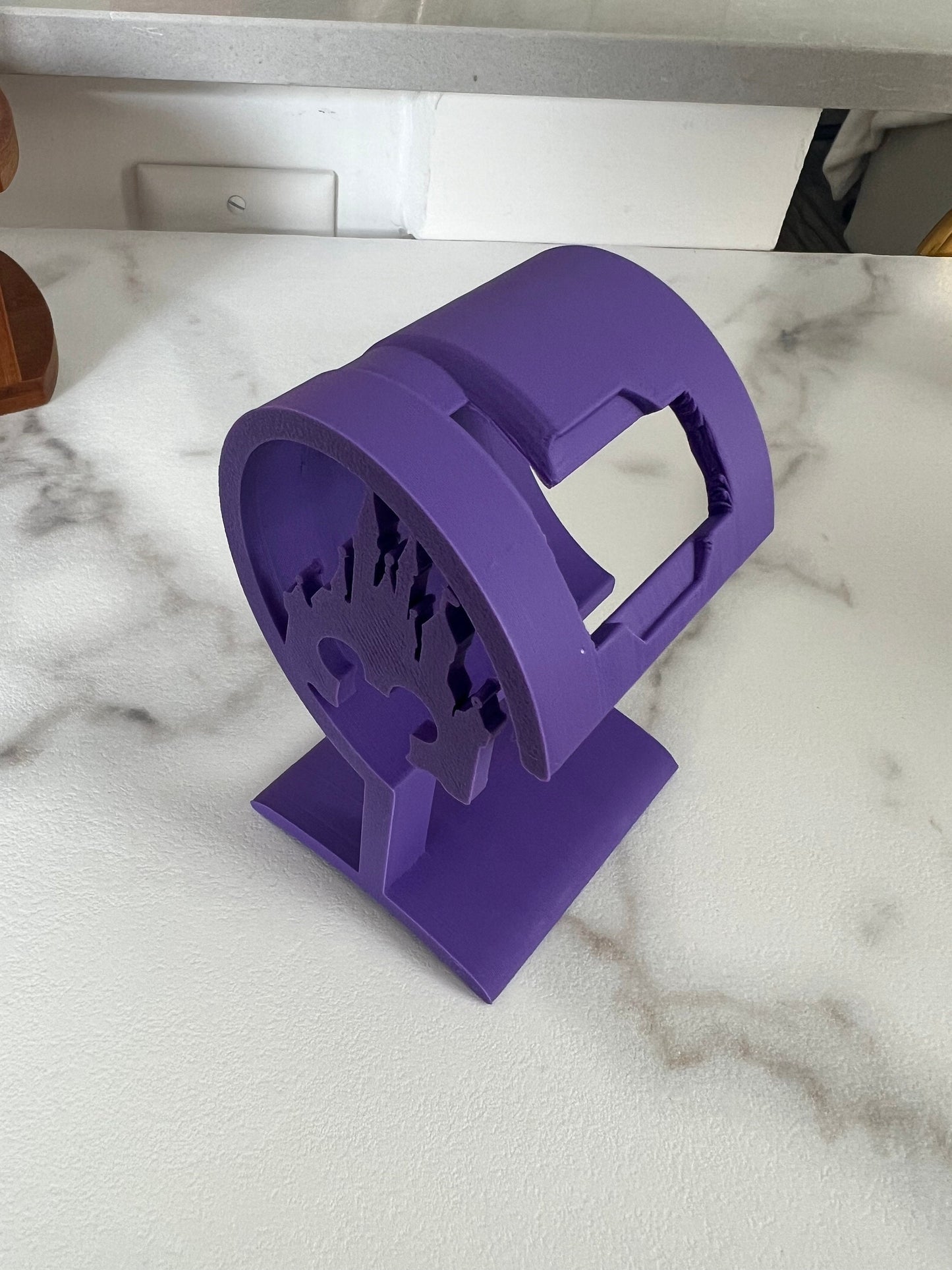 Disney MagicBand+ & Charger Display Stand